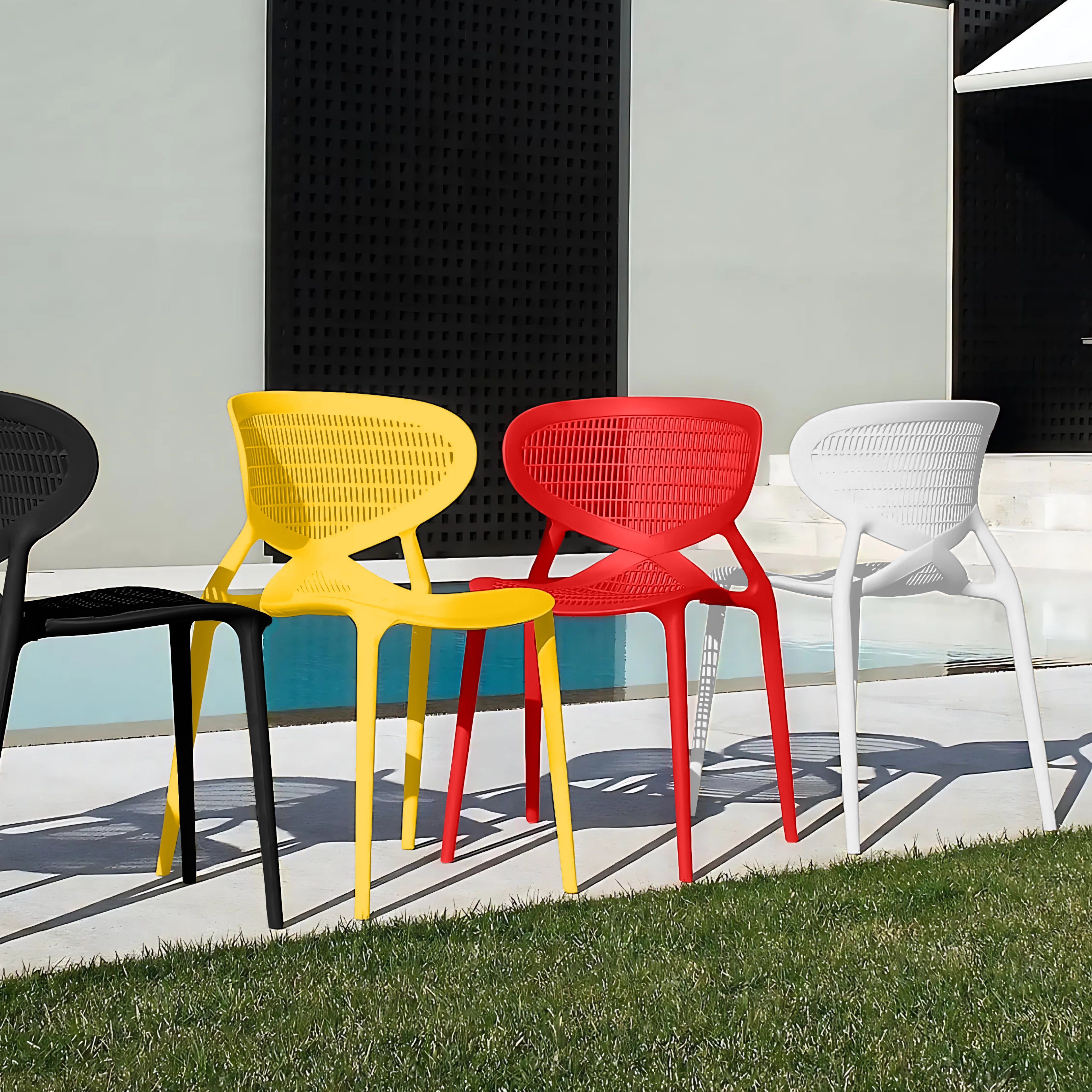 Cadeira Fixa Capri com Assento Anatômico com Proteção UV Versátil Para Todos os Ambientes- LH Móveis