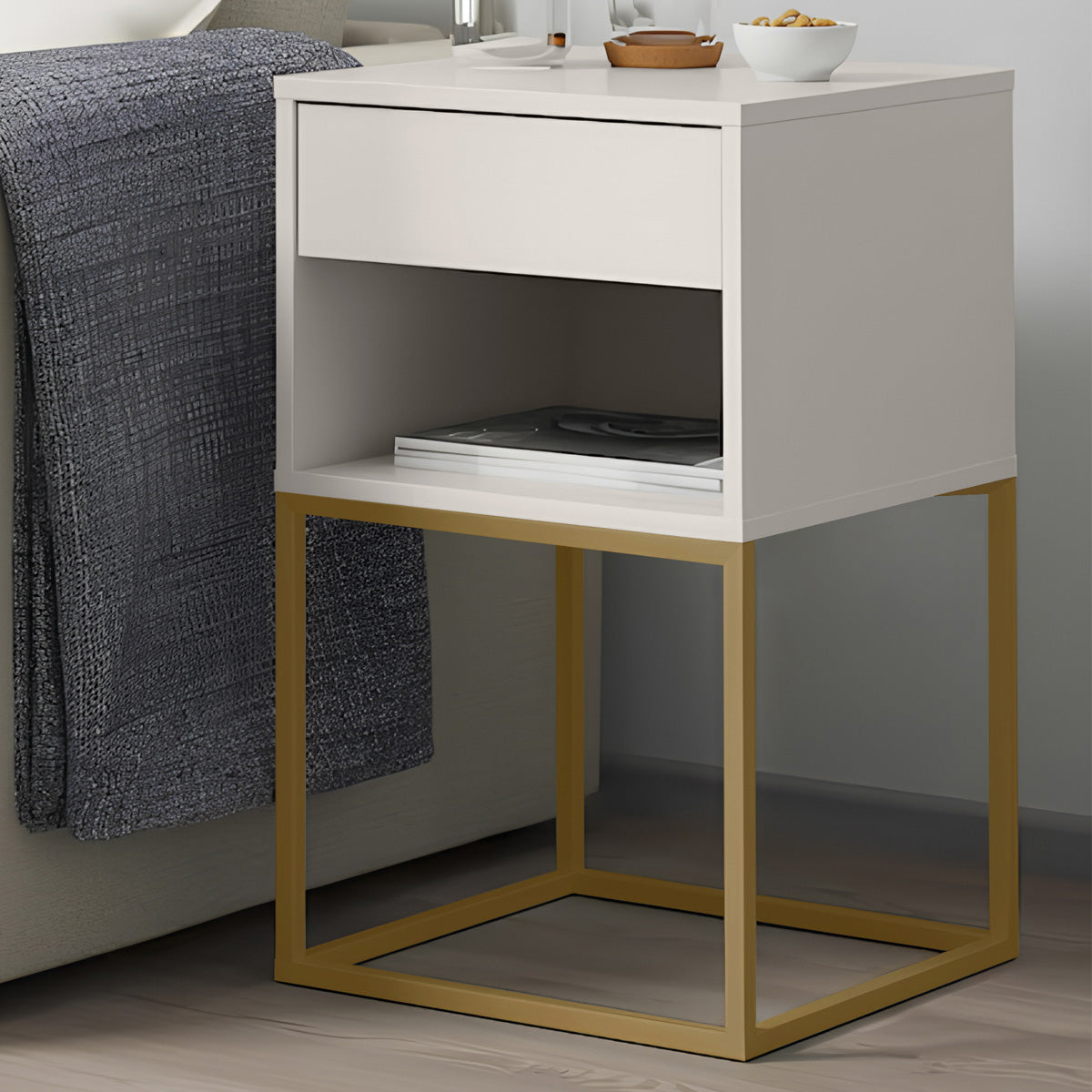 Mesa de Cabeceira Sofia com 1 Nicho Base de Aço 1 Gaveta Corrediça Telescópica - LH Móveis